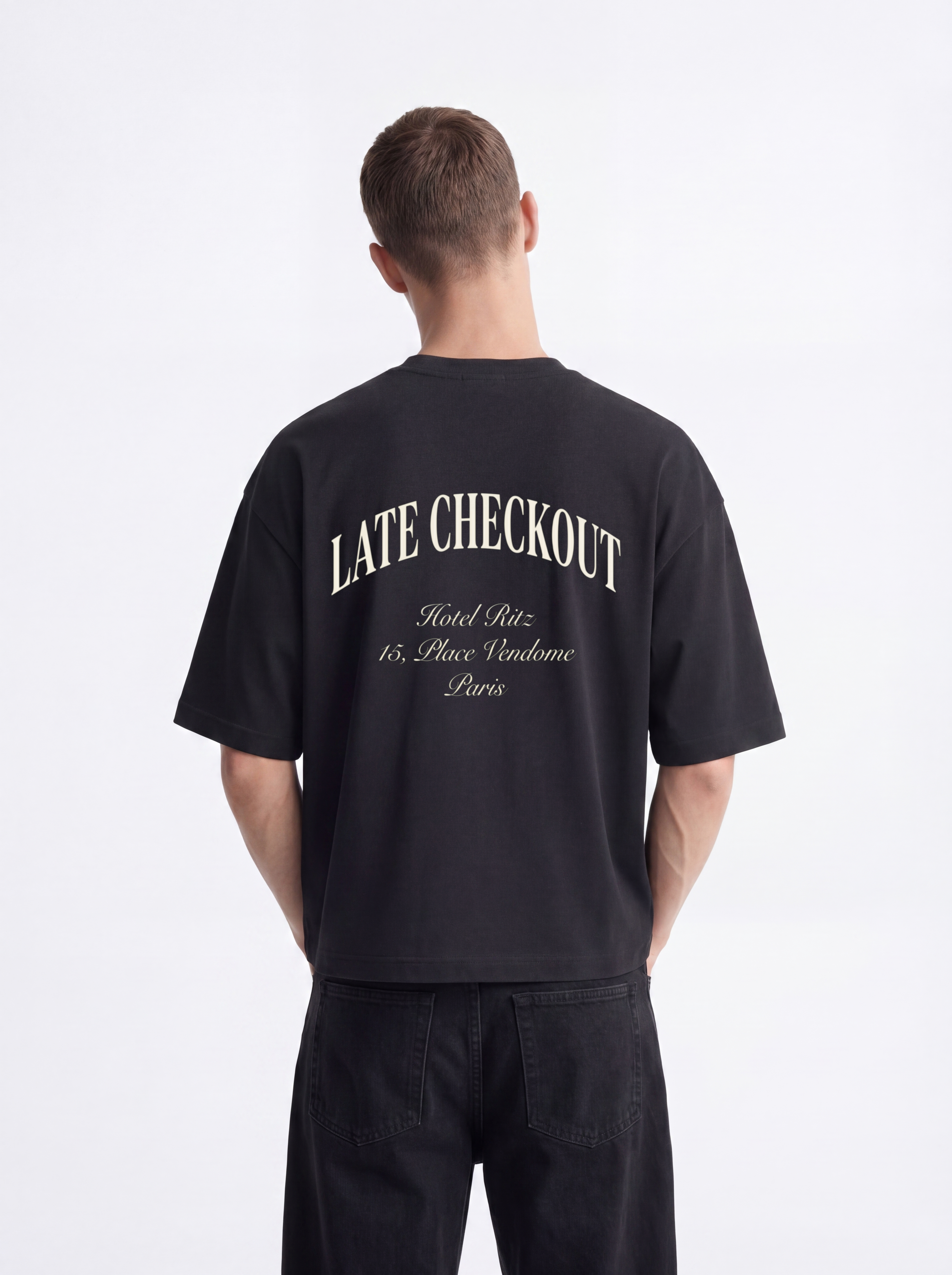 OVERSIZED TEE - Late Checkout