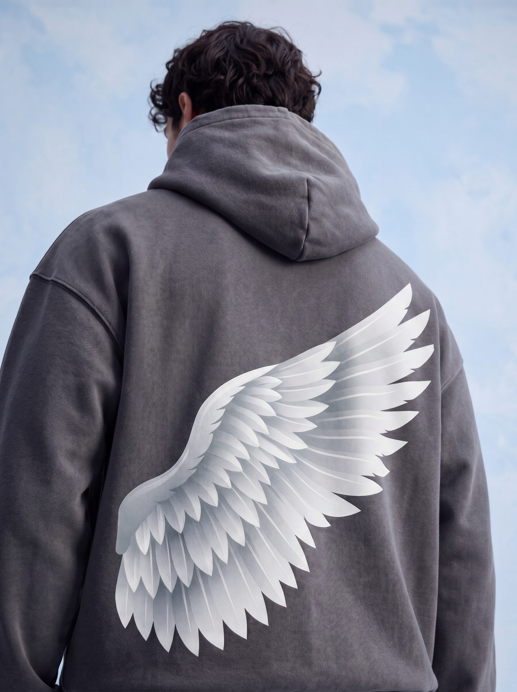 OVERSIZED HOODIE - Shield of wing