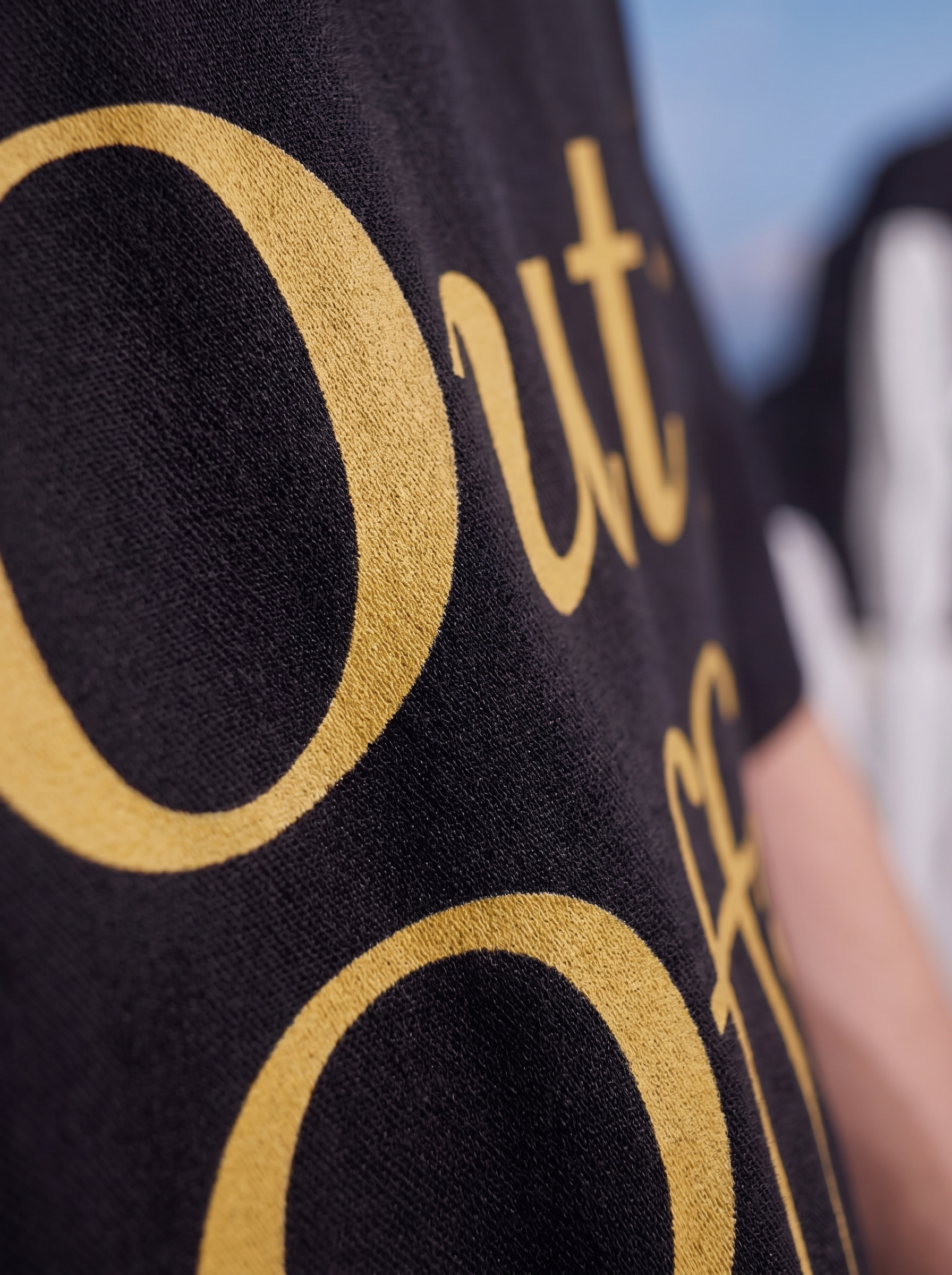 HALF SLEEVE SHIRT - Out of office