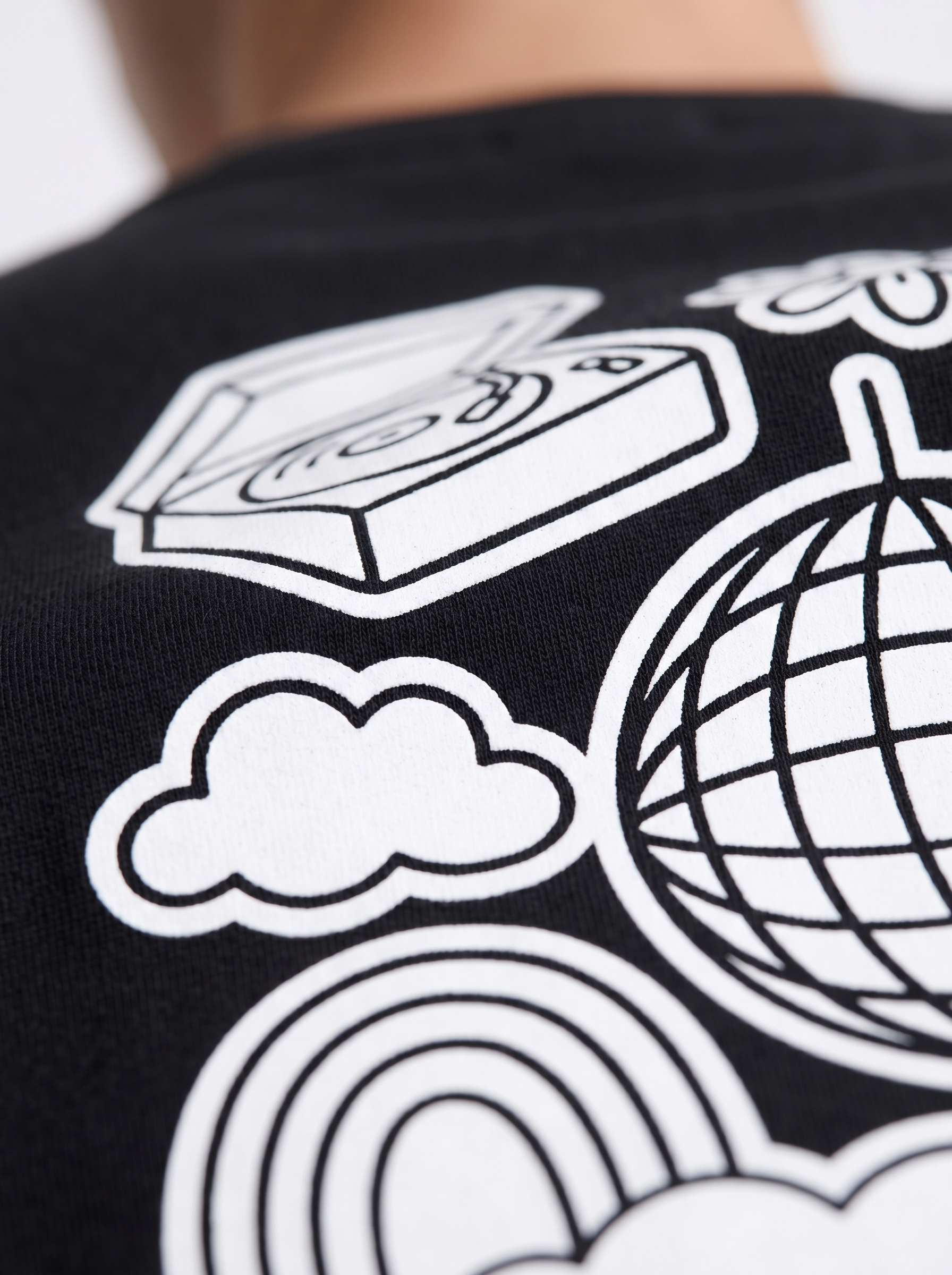 OVERSIZED TEE - My large world
