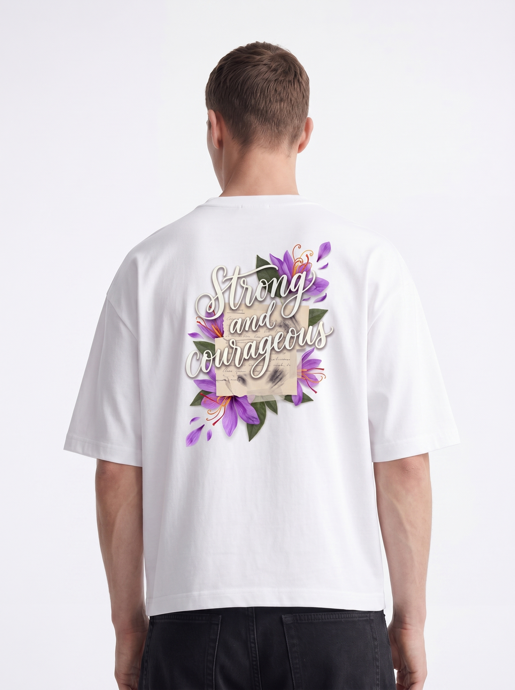 OVERSIZED TEE - Strong and courageous