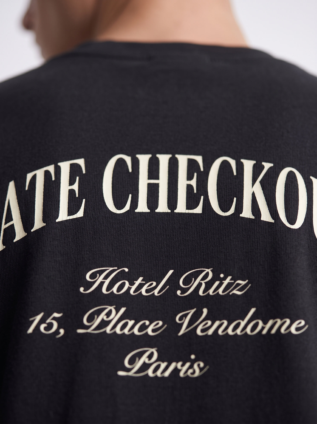 OVERSIZED TEE - Late Checkout