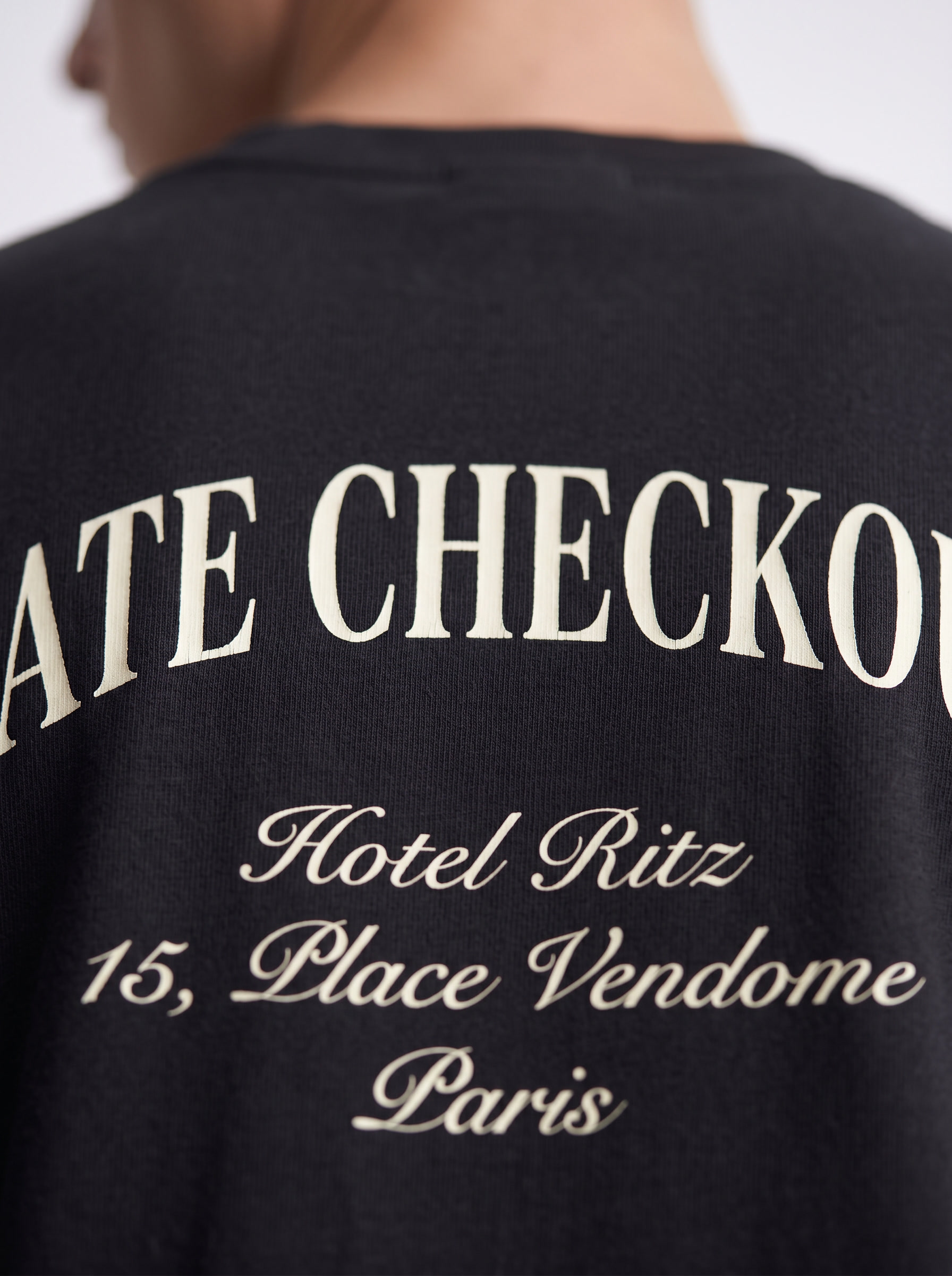 OVERSIZED TEE - Late Checkout